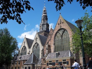 oude-kerk-amsterdam-natuursteen